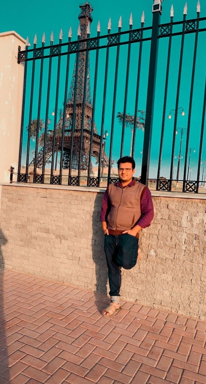 Photo Taken Infront of Eiffel Tower Bahria Town Karachi